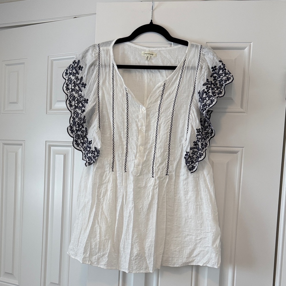 Max Studio Ivory Blouse with Navy Embroidery